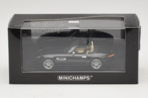 BMW Z8 Kabriolet Černý Minichamps 1:43 80420026607-R1 Kov – obrázek 4 z 4