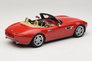 BMW Z8 Červený Minichamps 1:18 155024230 Kov – obrázek 2 z 6