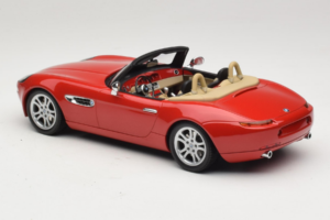 BMW Z8 Červený Minichamps 1:18 155024230 Kov – obrázek 5 z 6