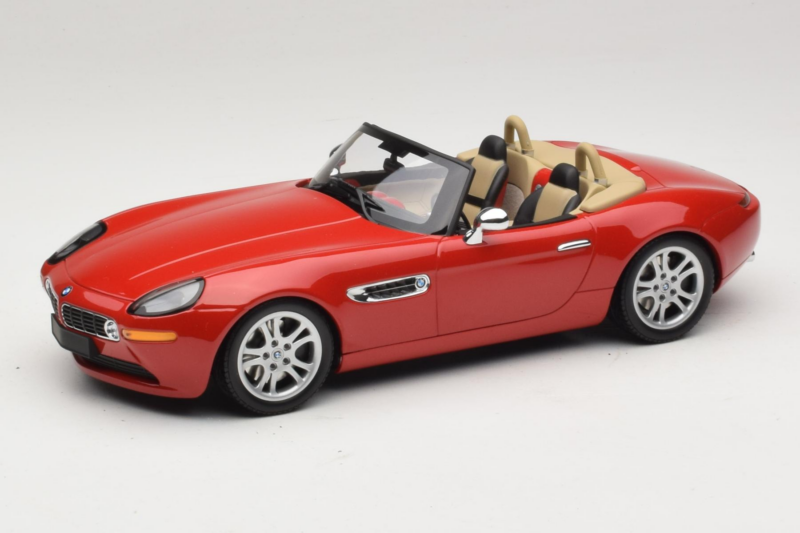 BMW Z8 Červený Minichamps 1:18 155024230 Kov