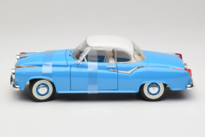 Borgward Isabella Coupe Modrý Revell 1:18 08859-P1 Kov – obrázek 3 z 6