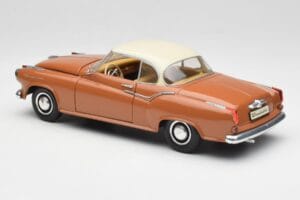 Borgward Isabella Coupe Bronzový Bílý Revell 1:18 08982 Kov – obrázek 7 z 8