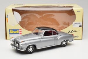 Borgward Isabella Coupe Šedý & Černý Revell 1:18 8989 Kov – obrázek 2 z 8