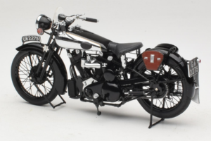 Brough Superior SS 100 T. E. Lawrence Minichamps 1:18 122135500 Kov – obrázek 5 z 6
