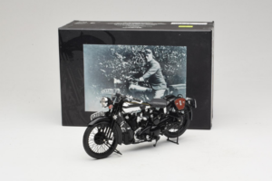 Brough Superior SS 100 T. E. Lawrence Minichamps 1:18 122135500 Kov – obrázek 6 z 6