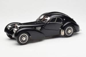 Bugatti 57SC Atlantic Černý CMC 1:18 M-085 Kov