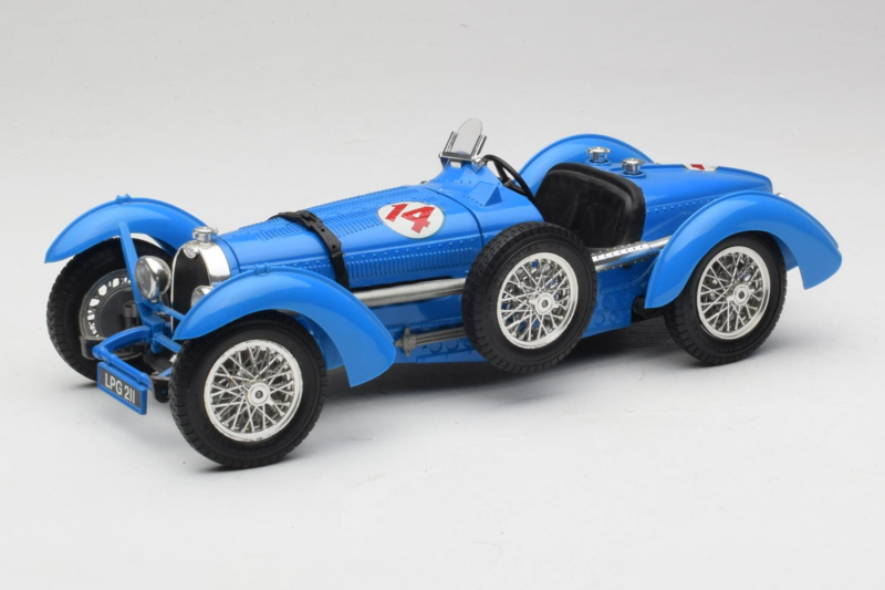 Bugatti Type 51 Grand Prix #14 Modrý Bburago 1:18 3012-M1 Kov