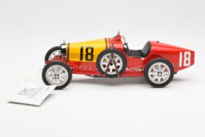 Bugatti T35 National Colors Spain CMC 1:18 M-100-B-016 Kov – obrázek 3 z 6