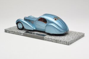 Bugatti Type 57SC Atlantic Modrý Minichamps 1:18 107110320 Kov – obrázek 5 z 6