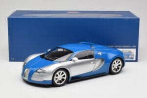 Bugatti Veyron Edition Centenaire Chrome Blue Minichamps 1:18 100110850 Kov – obrázek 8 z 8