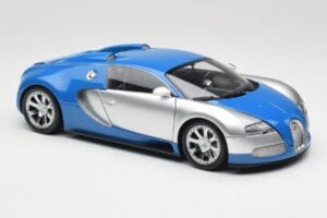 Bugatti Veyron Edition Centenaire Chrome Blue Minichamps 1:18 100110850-O Kov – obrázek 5 z 7