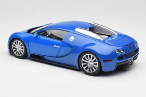 Bugatti Veyron Světle Modrá Tmavě Modrá Minichamps 1:18 100110821 Kov – obrázek 7 z 8