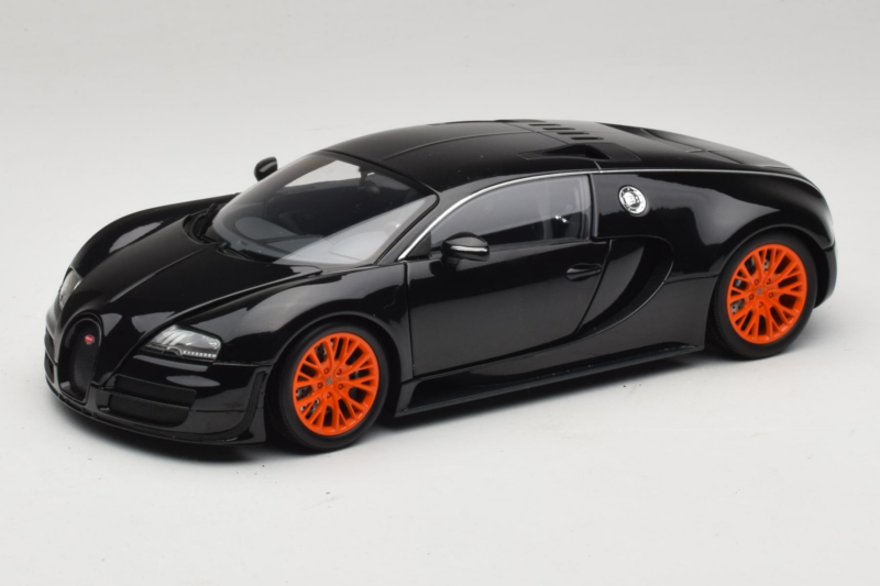 Bugatti Veyron Super Sport Black Metallic Minichamps 1:18 100110842 Kov
