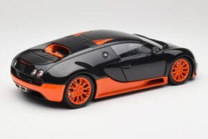 Bugatti Veyron Super Sport World Record Edition Carbon & Orange Minichamps 1:18 100110840 Kov – obrázek 3 z 8