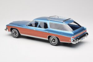Buick Estate Wagon Light Blue Metallic BoS Models 1:18 BOS417 Pryskyřice – obrázek 5 z 6