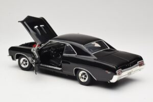 Buick GS 400 Černý American Muscle 1:18 33086 Kov – obrázek 5 z 8