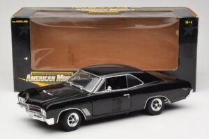 Buick GS 400 Černý American Muscle 1:18 33086 Kov – obrázek 8 z 8
