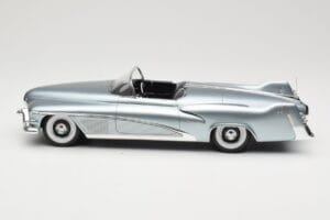 Buick Le Sabre Concept Light Blue Metallic BoS Models 1:18 BOS199 Pryskyřice – obrázek 3 z 6
