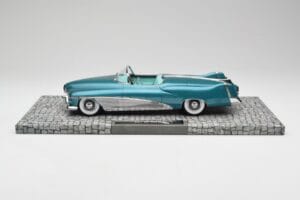 Buick Le Sabre Concept Turquoise Metallic Minichamps 1:18 107141232 Kov – obrázek 3 z 6