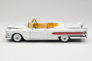 Buick Limited Wells Fargo Modrý Sun Star 1:18 4821 Kov – obrázek 3 z 6