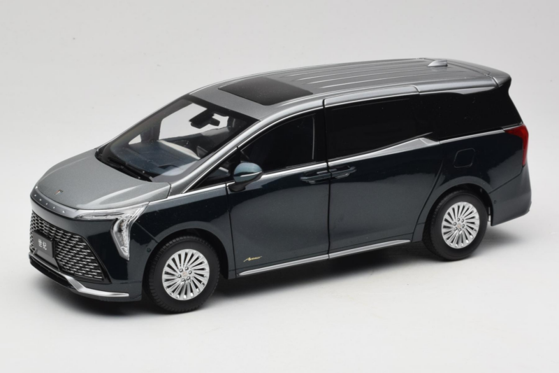 Buick MPV Hnědý OEM 1:18 GI-20220753 Kov