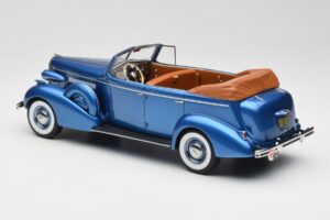 Buick Roadmaster 80-C Four Door Phaeton Blue Metallic BoS Models 1:18 BOS372 Pryskyřice – obrázek 5 z 6