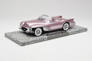 Buick Wildcat II Concept Salmon Metallic Minichamps 1:18 107141221 Pryskyřice