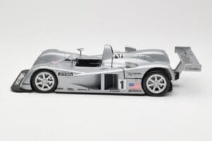 Cadillac Northstar LMP #1 24 Hours of Le Mans 2000 Hot Wheels 1:18 29225 Kov – obrázek 4 z 8