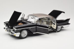 Cadillac Brougham Černý Sun Star 1:18 4001 Kov – obrázek 2 z 8