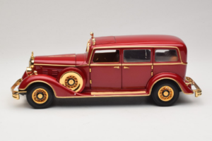 Cadillac Deluxe Tudor Státní Limuzína Puyi Poslední Císař Číny Sun Star 1:18 4100 Kov – obrázek 4 z 9