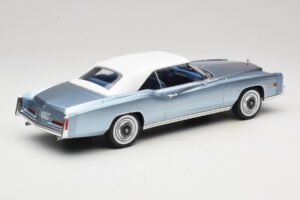 Cadillac Eldorado Kabriolet Modrý MCG 1:18 MCG18472 Kov – obrázek 3 z 7
