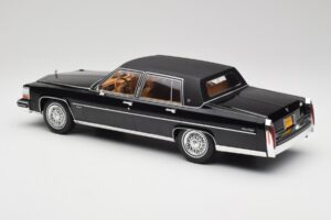 Cadillac Fleetwood Brougham Černý MCG 1:18 MCG18250 Kov – obrázek 5 z 6