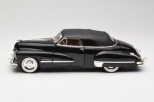 Cadillac Series 62 Černý Anson 1:18 30345 Kov – obrázek 4 z 8