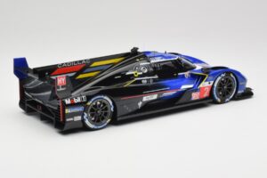 Cadillac V-Series.R LMDh #2 E. Bamber / A. Lynn / R. Westbrook Chip Ganassi Racing 24 Hours of Le Mans 2023 TopSpeed 1:18 TS0 – obrázek 2 z 5