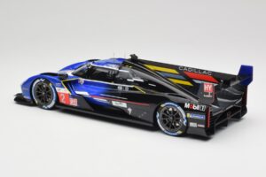 Cadillac V-Series.R LMDh #2 E. Bamber / A. Lynn / R. Westbrook Chip Ganassi Racing 24 Hours of Le Mans 2023 TopSpeed 1:18 TS0 – obrázek 4 z 5