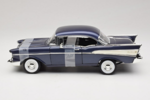 Chevrolet American Graffiti Movie Car American Muscle 1:18 36604 Kov – obrázek 2 z 4