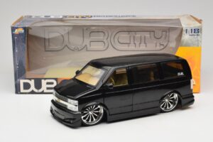 Chevrolet Astro Van Tuned Černý Jada 1:18 63122 Kov – obrázek 8 z 8