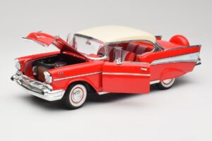 Chevrolet Bel Air Matador Červený & India Slonovinová Road Legends 1:18 92109 Kov – obrázek 2 z 8