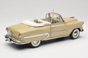 Chevrolet Bel Air Kabriolet Krémový Sun Star 1:18 1623 Kov – obrázek 3 z 8