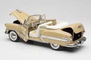 Chevrolet Bel Air Kabriolet Krémový Sun Star 1:18 1623 Kov – obrázek 5 z 8