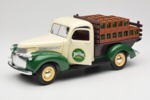 Chevrolet Brasseur Perrier Delivery Van Zelený Solido 1:18 203243 Kov – obrázek 2 z 8