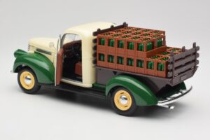 Chevrolet Brasseur Perrier Delivery Van Zelený Solido 1:18 203243 Kov – obrázek 5 z 8