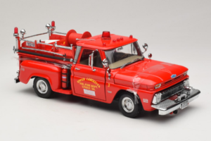 Chevrolet C-20 Fire Truck Sun Star 1:18 1383 Kov – obrázek 4 z 6