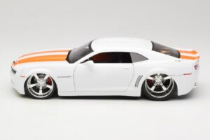 Chevrolet Camaro Concept Tuned Bílý Jada 1:18 63014 Kov – obrázek 4 z 8