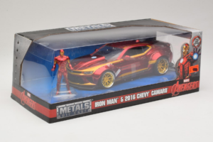 Chevrolet Camaro Iron Man S Figurkou Metals Diecast 1:24 99724 Kov – obrázek 2 z 3