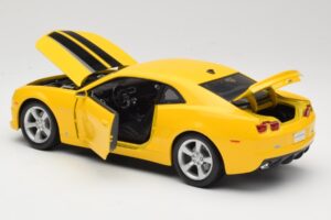 Chevrolet Camaro SS RS Žlutý Maisto 1:18 31173 Kov – obrázek 5 z 8