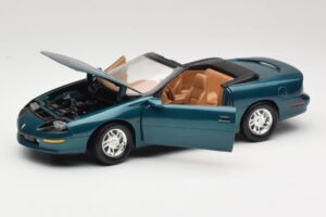 Chevrolet Camaro Z28 Kabriolet Zelený American Muscle 1:18 7231D0 Kov – obrázek 2 z 8