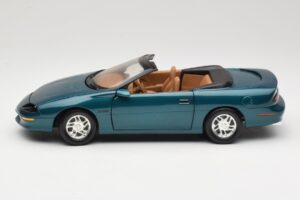 Chevrolet Camaro Z28 Kabriolet Zelený American Muscle 1:18 7231D0 Kov – obrázek 4 z 8