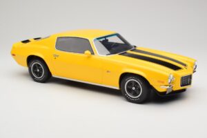 Chevrolet Camaro Z28 RS Daytona Yellow Otto 1:12 G085 Pryskyřice – obrázek 4 z 6