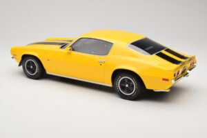 Chevrolet Camaro Z28 RS Daytona Yellow Otto 1:12 G085 Pryskyřice – obrázek 5 z 6